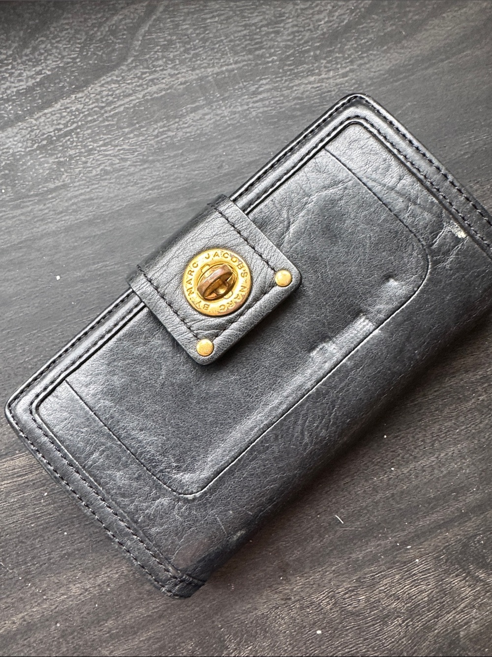 Marc By Marc Jacobs Black Leather Turnlock Clutch Wallet with Gold Hardware